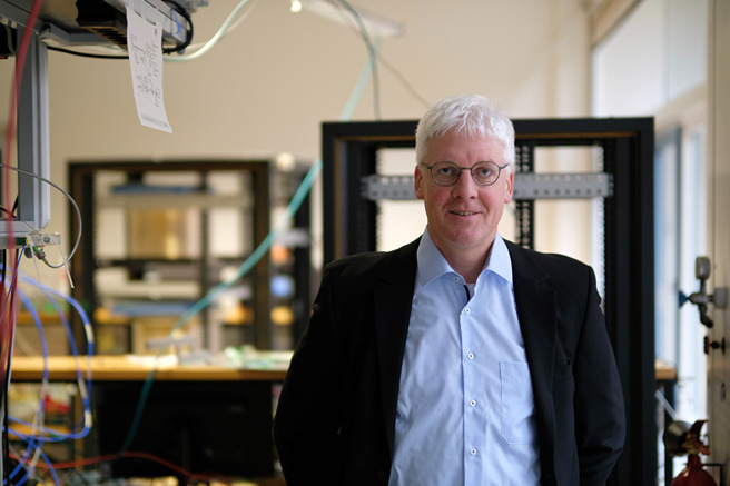 Prof. Dr. Christian Koos